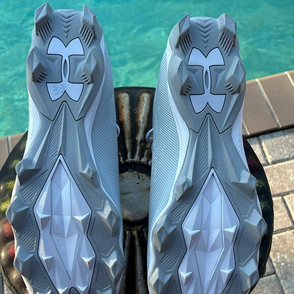 Under Armour Spotlight Franchise 2.0 RM Football Cleats – Men’s Size 16 – New - Picture 7 of 14